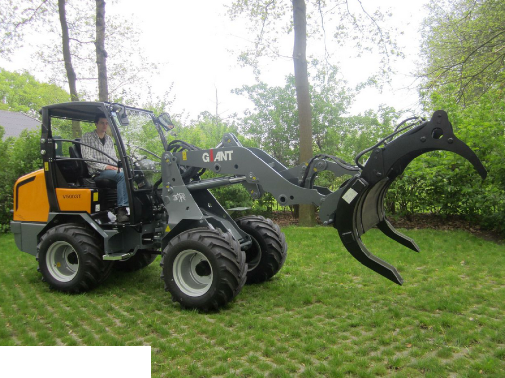 Ładowarka kołowa GIANT V5003T