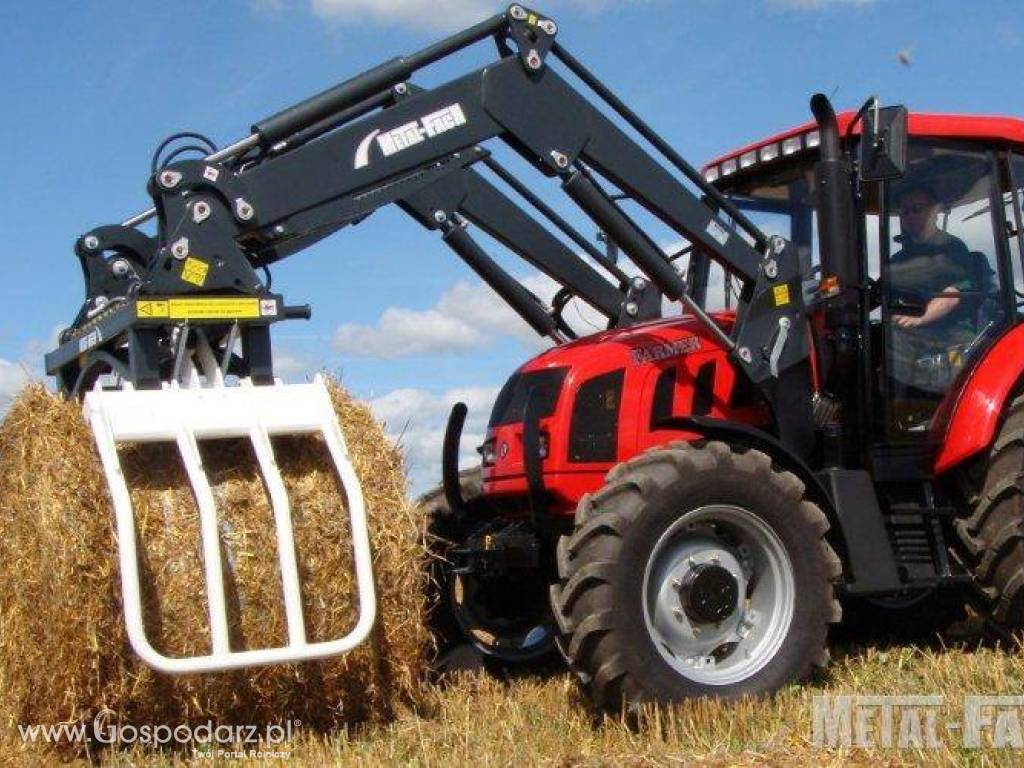 Ciągnik Rolniczy FARMER Seria F2 8248 PE + ładowacz czołowy Metal-Fach GRATIS *Ilość ograniczona.