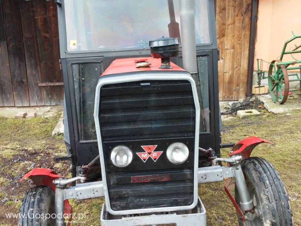 Massey Ferguson 255