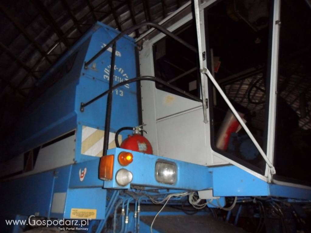 Kombajn zbozowy Bizon Z110 4