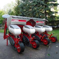 Siewnik do kukurydzy UNIA DELTA