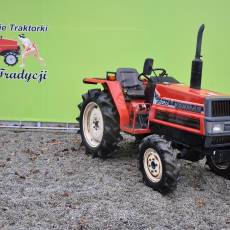 Traktorek Yanmar F22D 4x4