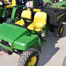 DEALER John Deere POJAZD Gator TX 4x2 17KM 32km/h