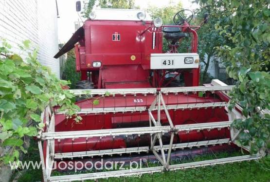 Kombajn zbożowy International 431 0.1 diesel 1989r.