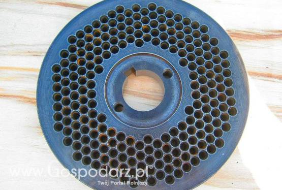 MATRYCA 230MM ( zastosowana w pelleciarkach napędzanych silnikiem o mocy 11 kW).
