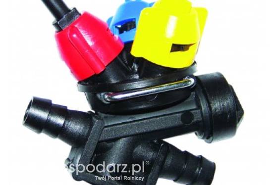 Potrójna oprawa rozpylacza - przelotowa do opryskiwacza