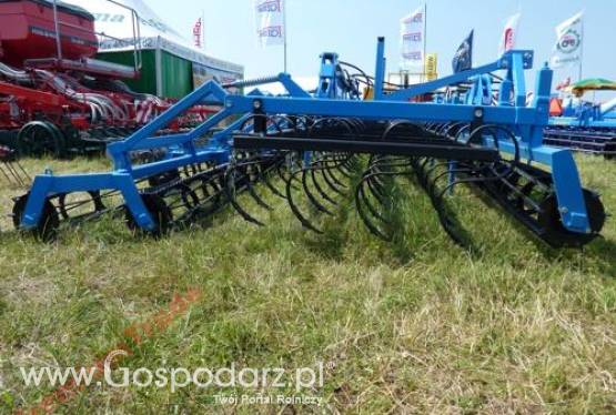 Nowy Kultywator uprawowy Przedsiewny KUP MANDAM