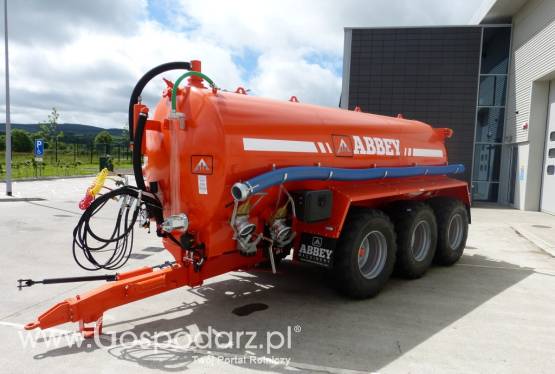 Trzyosiowy wóz asenizacyjny beczka ABBEY 6000 TRI 27.000 l. aplikator