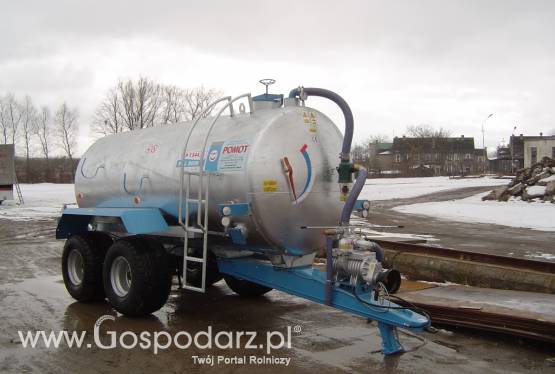 Wóz asenizacyjny  typ T544/2 - pojemność 8000 litrów