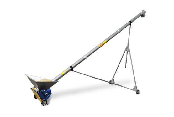 Przenośniki skośne - Przenośnik ślimakowy wyposażony w kosz zasypowy