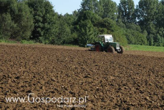Relacja ze szkolenia i pokazu pracy maszyn do uprawy przedsiewnej gleby