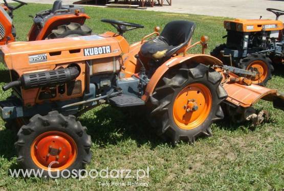 Kubota B7001
