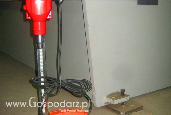Wiertnica do betonu (otwornica) moc silnika 2880W max średnica wiercenia 150mm