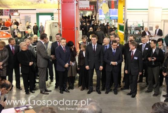 Ferma Bydła oraz Ferma Drobiu i Świń już trwa