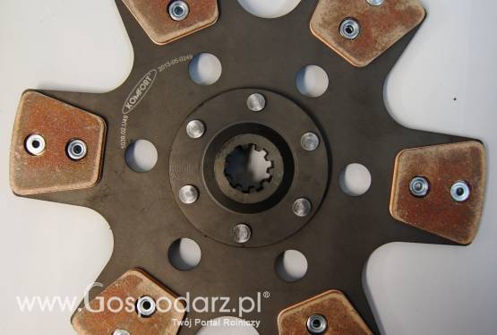 Tarcza sprzęgła CASE IH 523, 553, 554, 564, 624, 644, 654, 724, 824, 743, 744, 745, 834, 844, 845.