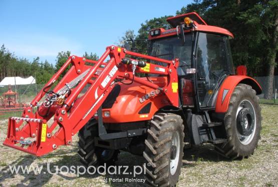 CIĄGNIK ROLNICZY URSUS 6824 MIDO Z ŁADOWACZEM