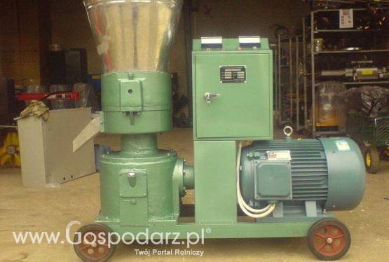 PELLECIARKI: wydajność do 350 kg/h, silnik 11 kW, matryca 6 mm lub 8mm