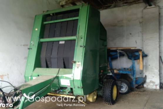 Prasa John Deere 550 w pełni sprawna , nowe opony, możliwy transport !