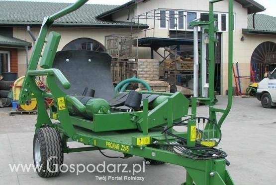 Samozaładowcza Owijarka PRONAR Z245