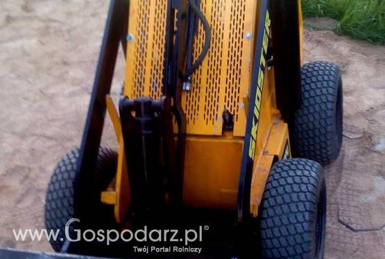 Mini ładowarka, super mała, wielofunkcyjna, super zwrotna