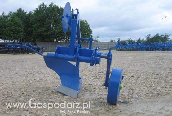 NOWY Tani i Mały Pług Łąkowy = 1 lub 2 skibowy