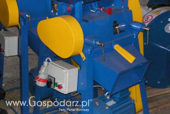 Nowy ZGNIATACZ ZIARNA GNIOTOWNIK ŚRUTOWNIK Tanio!