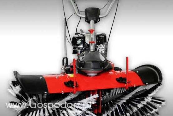 Samojezdna zamiatarka ulic, napęd z silnika Briggs & Stratton 6,5KM
