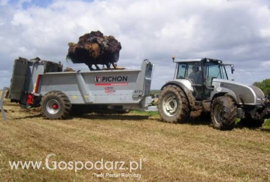 Rozrzutnik obornika M12