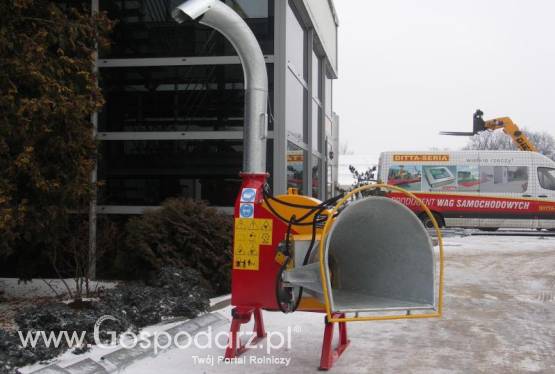 Rozdrabniacz gałęzi zawieszany WOM