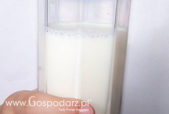 Uwaga wnioskodawcy, szkoły podstawowe!  Program „SZKLANKA MLEKA” w roku  szkolnym 2012/2013