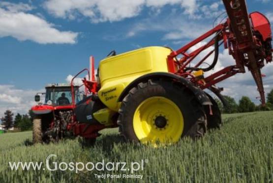 Opryskiwacz ciągany Kverneland iXtrack C