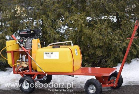 Opryskiwacz spalinowy wózkowy spalinowy  POLEXIM100P, o pojemności zbiornika 100l, 14-22l/min, silnik 6,5KM