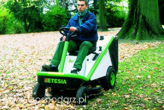 Kosiarka traktorek ETESIA Bahia MKHE2 moc 15.0KM, szer. robocza: 80cm, przekładnia hydrostatyczna
