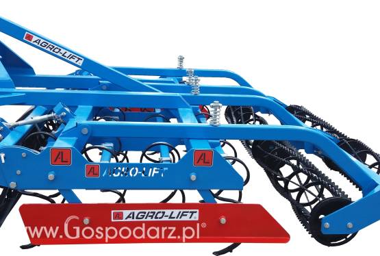 AGREGAT UPRAWOWY Z WAŁEM PRZEDNIM TYP-AUP Agro-Lift