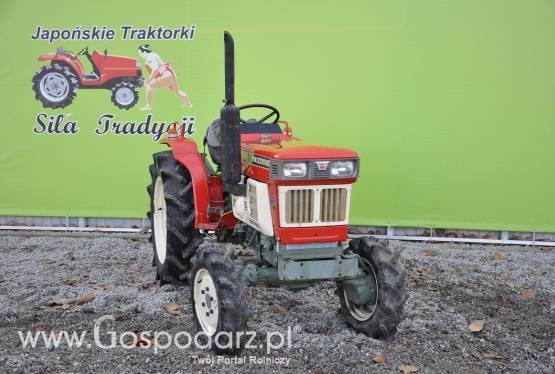 Traktorek Yanmar YM2210BD 4x4