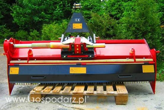 GLEBOGRYZARKA CIĘŻKA Z ODKAMIENIACZEM. SZEROKOŚĆ ROBOCZA 185 CM