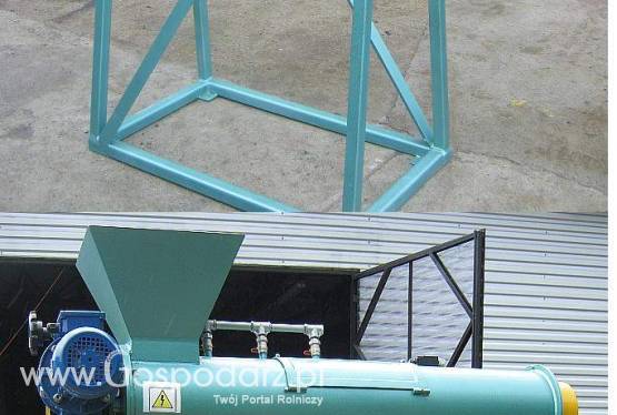 Kondycjoner z regulowaną płynną możliwością podawania surowca i magnetyzerem.