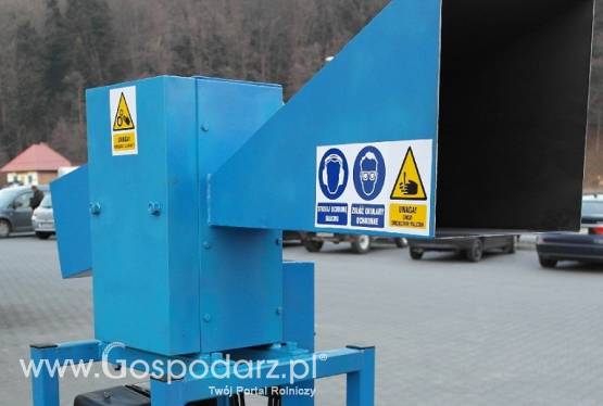 Rembak rębak rozdrabniacz do drewna gałęzi 2-wałowy 6-nożowy