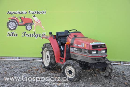 Traktorek Mitsubishi MT23D 4x4