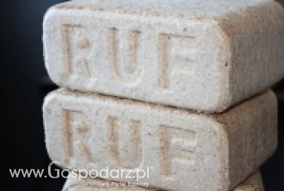 Ukraina. Brykiety RUF, Nestro, PiniKay 290 zl/tona + surowce do produkcji biopaliw. Tanio Kostka, walcy o dlugim czasie spalania z rozdrobnionego, wysuszonego drewna iglastego, lisciastego. Sprasowane pod wysokim cisnieniem z ekologicznych materialow opal