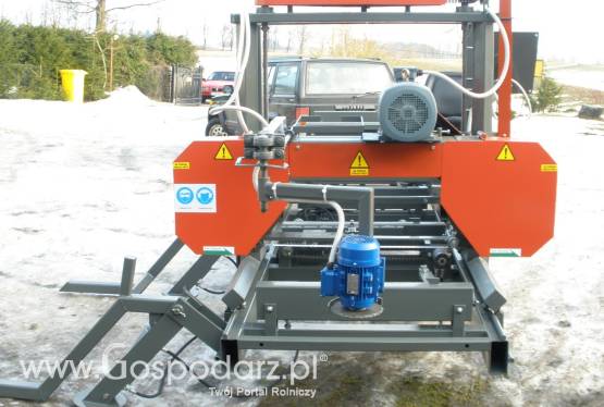 Trak taśmowy z hydrauliką