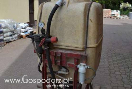 Opryskiwacz Pilmet (pojemność: 400l) - bdb stan !