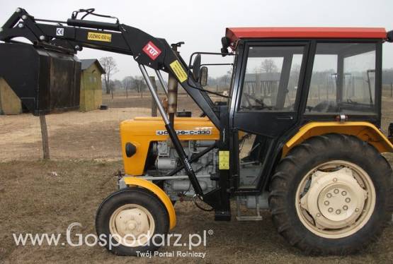 Ładowacz czołowy TUR-3 Olimet