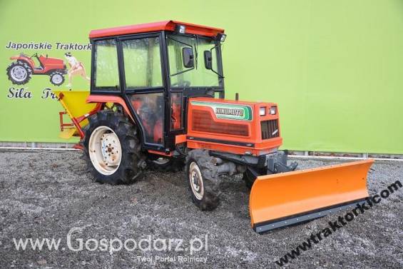 Traktorek komunalny Hinomoto N249D 4x4