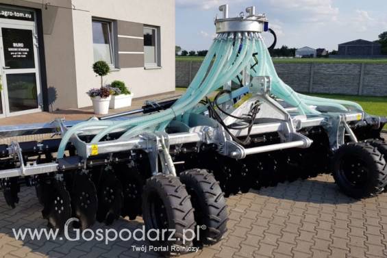 BRONA TALERZOWA/AGREGAT TALERZOWY ATHL Z APLIKATOREM DO ROZLEWU NAWOZÓW ORGANICZNYCH.
