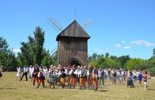 Łowickie Żniwa w Maurzycach