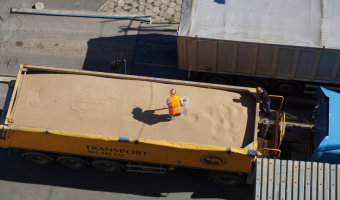 Monitorowanie transportu zboża przez Polskę