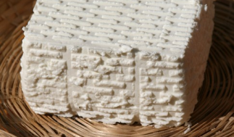 Produkcja niektórych stałych artykułów mlecznych