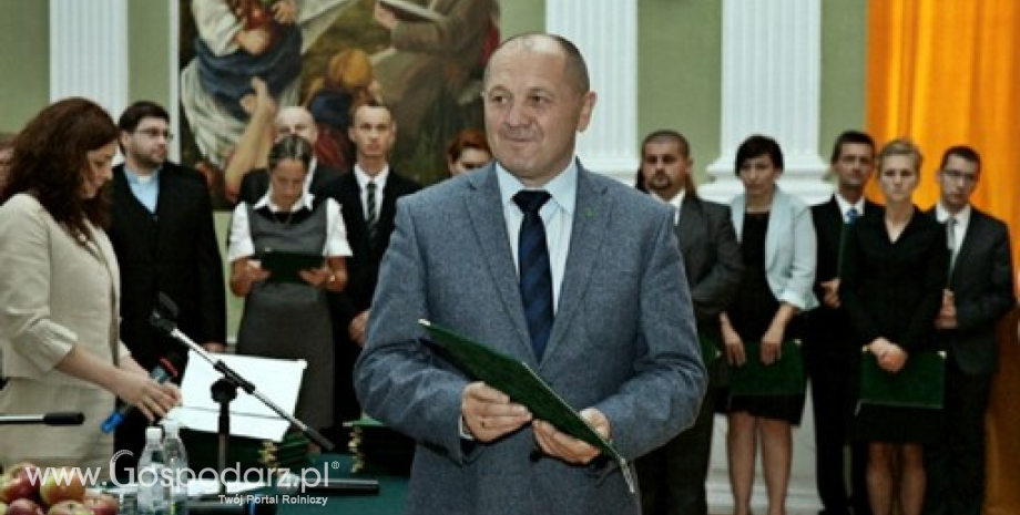 Minister Sawicki wręczył akty nadania stopnia nauczyciela mianowanego i dyplomowanego