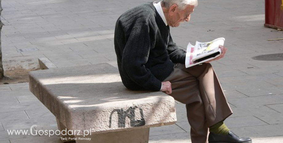 Od października prawo do emerytury w obniżonym wieku zyska ponad 330 tys. Polaków